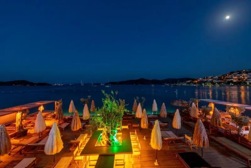 BORSA ROOMS & VILLAS