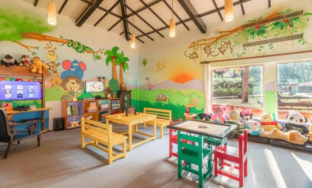 VIVANTA BY TAJ HOLIDAY VILLAGE