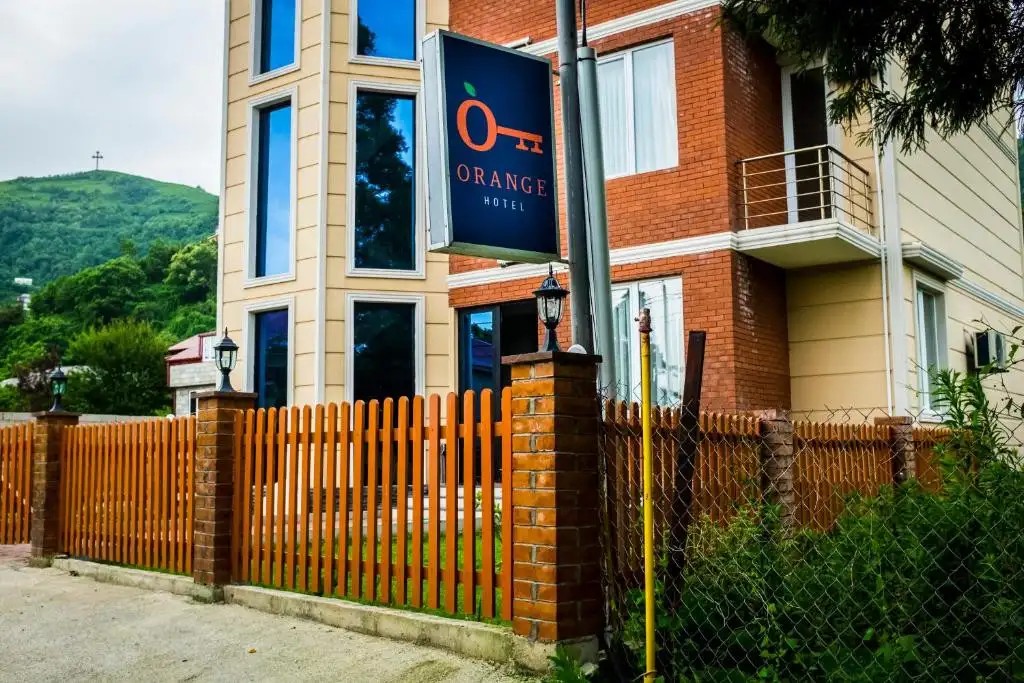 ORANGE HOTEL
