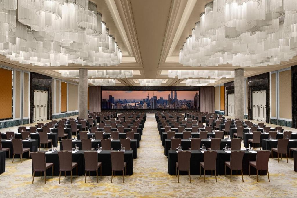 THE ST. REGIS SHANGHAI JINGAN