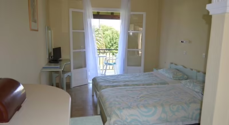THE MAYFLOWER STUDIOS & APARTMENTS