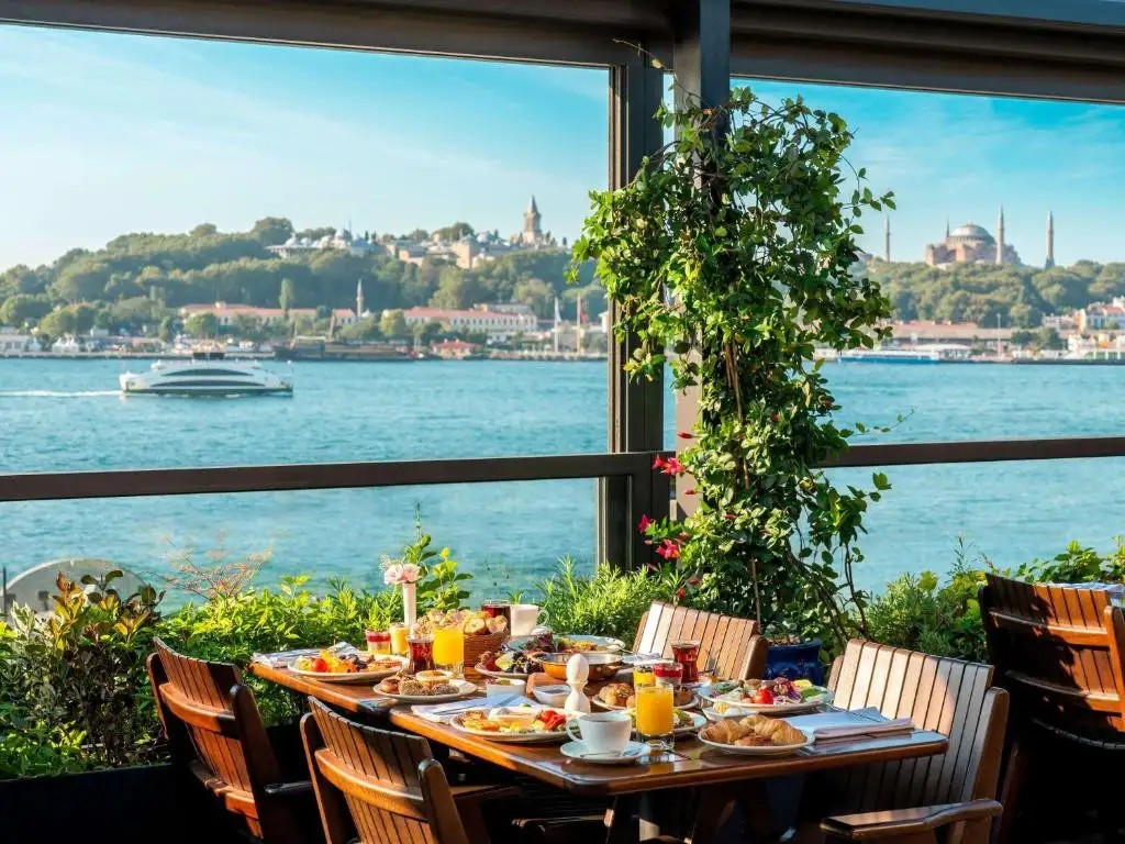 NOVOTEL ISTANBUL BOSPHORUS