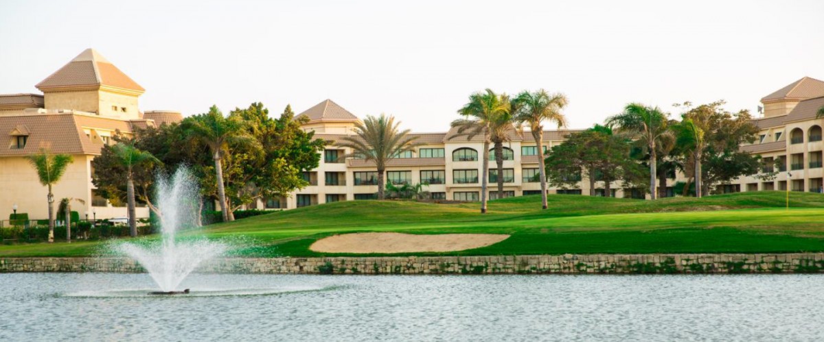 HILTON PYRAMIDS GOLF