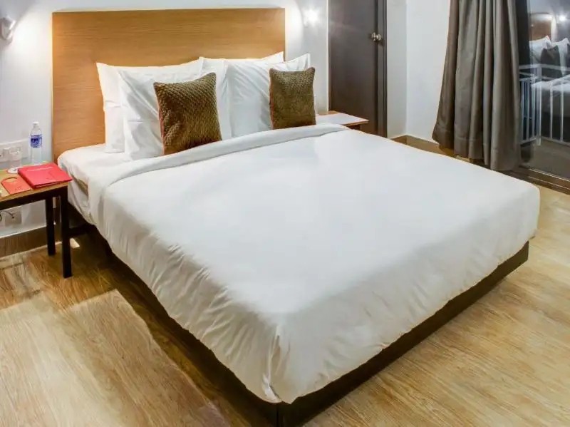 OCEANS 7 ASHVEM (EX. OYO TOWNHOUSE ASHVEM)