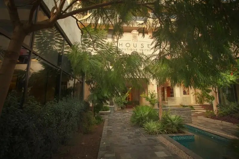 THE HOUSE BOUTIQUE SUITES