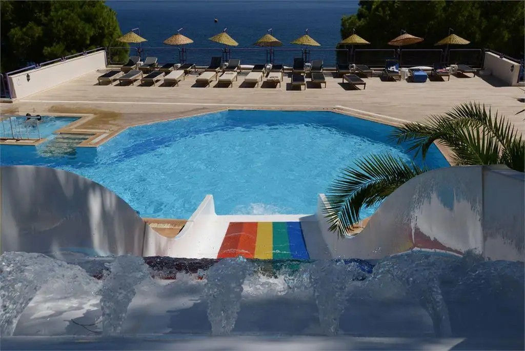 DORA BEACH TURUNC (EX. GREEN PARK BEACH)