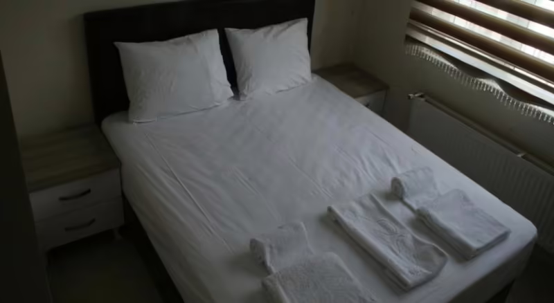 KIWI HOTEL