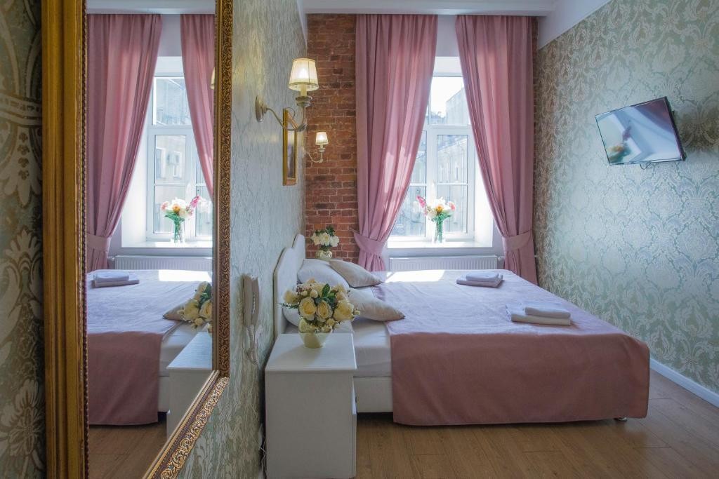 ГРАНД КАТАРИНА ПАЛАС (GRAND CATHERINE PALACE)