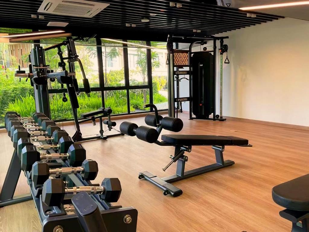 LAYA SUITES & RESIDENCES