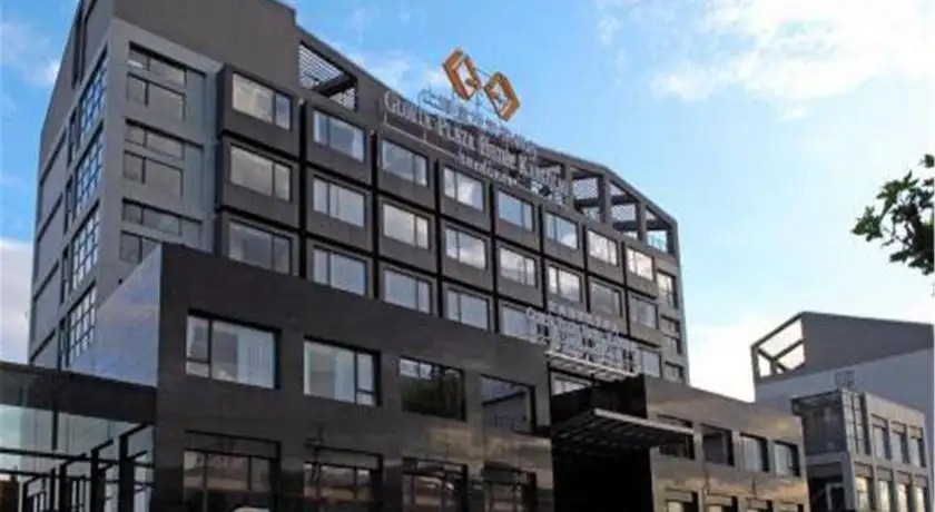 GLORIA PLAZA HOTEL KANGQIAO