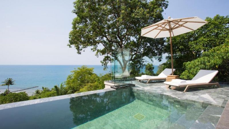 junior suite pool ocean view