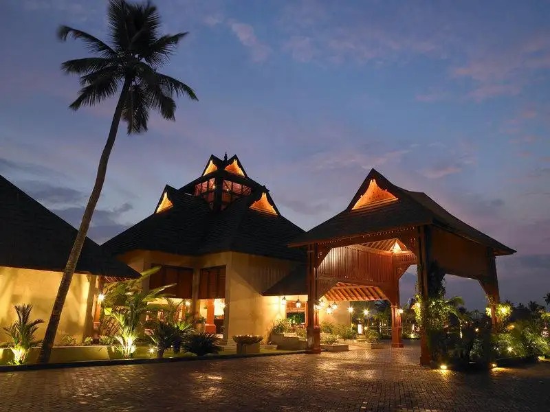 THE ZURI KUMARAKOM KERALA RESORT & SPA