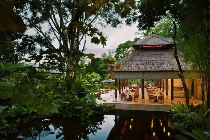 COMO UMA UBUD