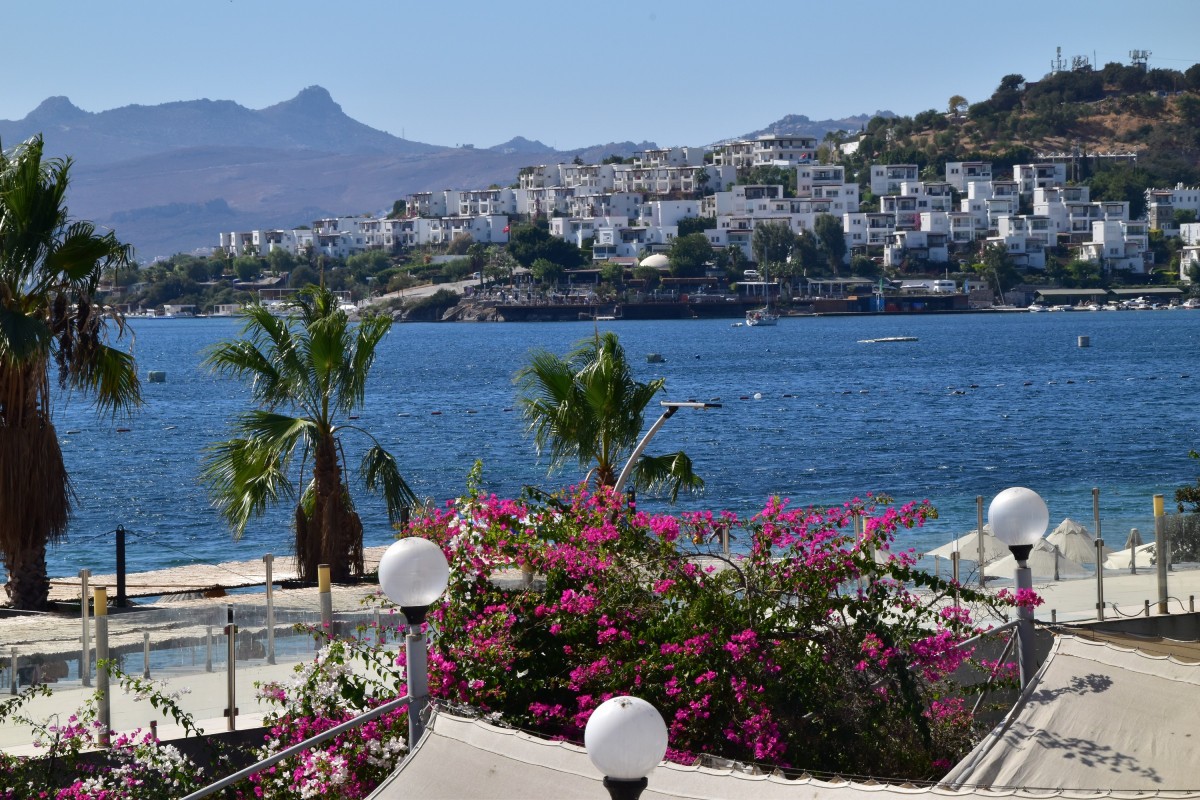 AMBROSIA HOTEL BEACH & SPA