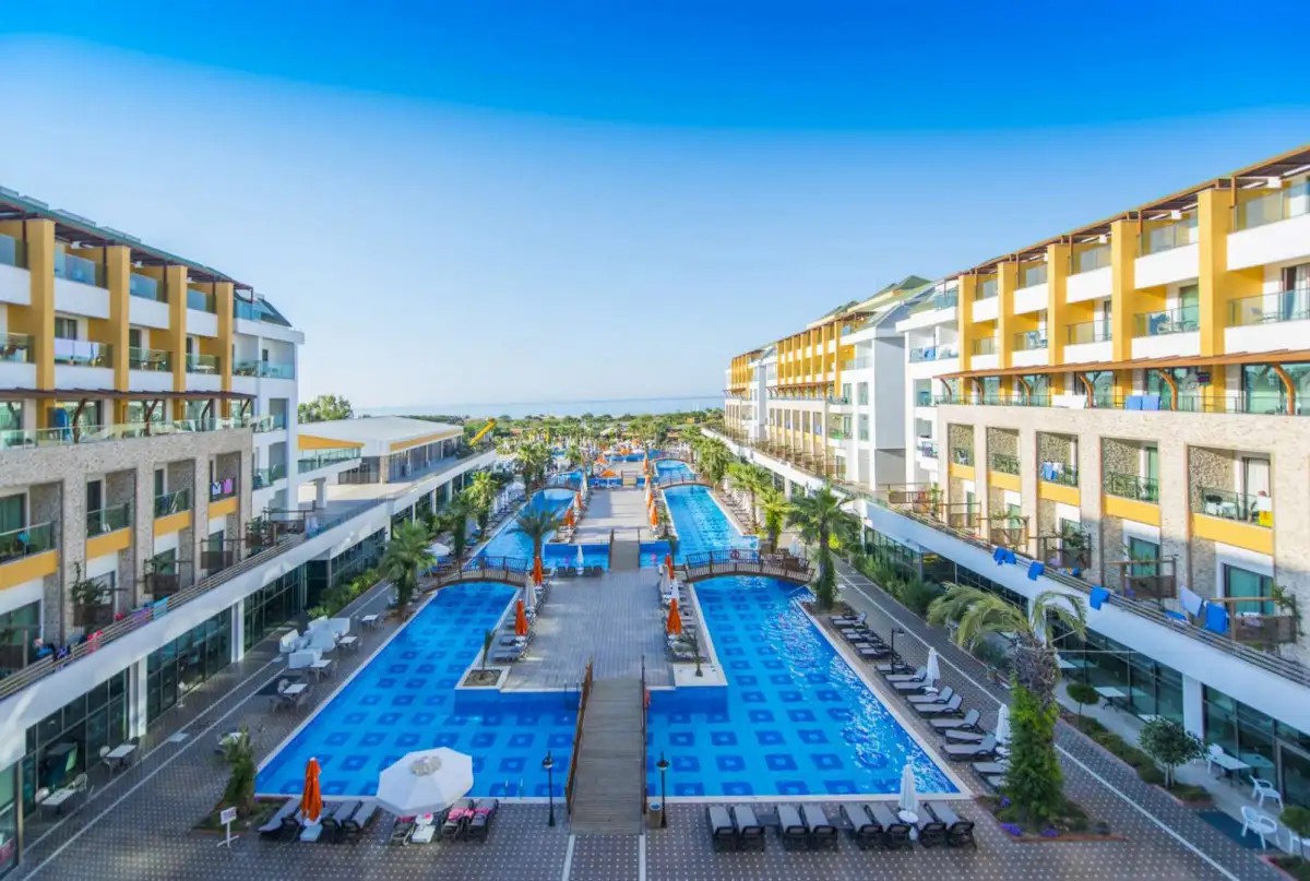 PORT NATURE LUXURY RESORT HOTEL & SPA