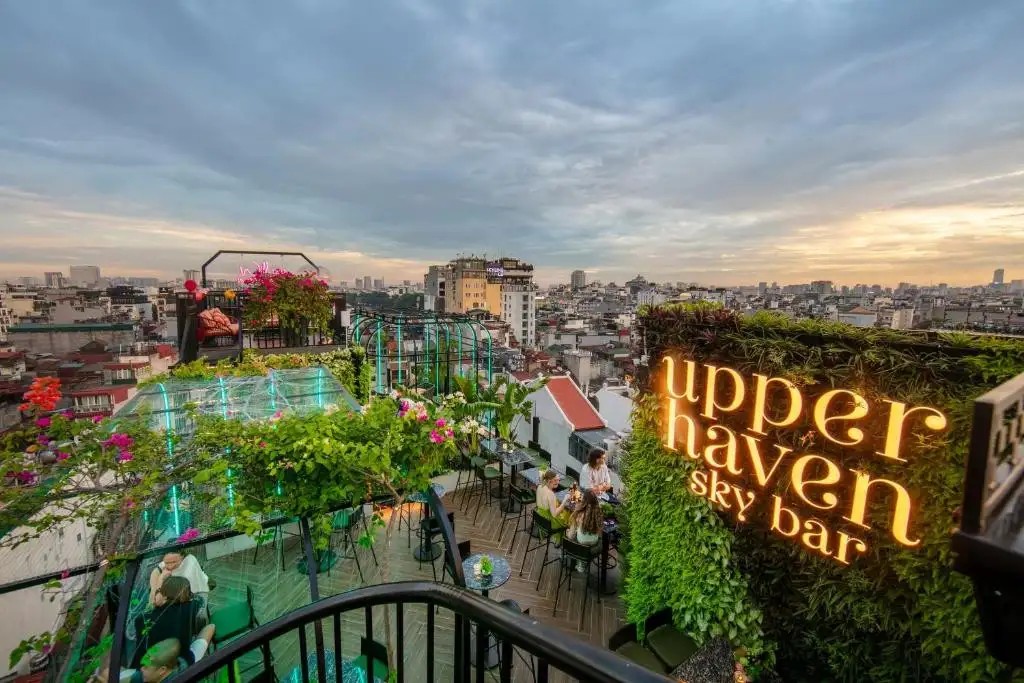 MAY DE VILLE CROWN HOTEL AND SPA HANOI