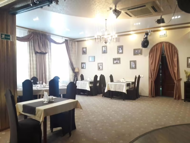 GREEN ROOF HOTEL (ГРИН РУФ)