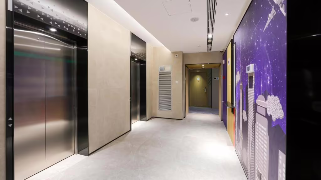HOLIDAY INN EXPRESS SHANGHAI PUDONG AIRPORT