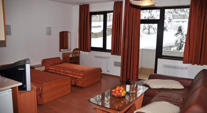 PERSEY FLORA APART (EX. FLORA RESIDENCE)