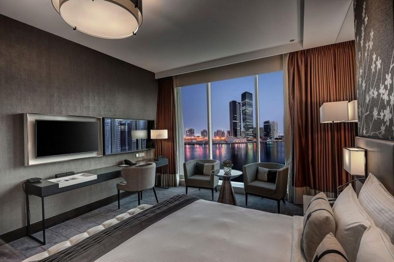 executive burj khalifa view