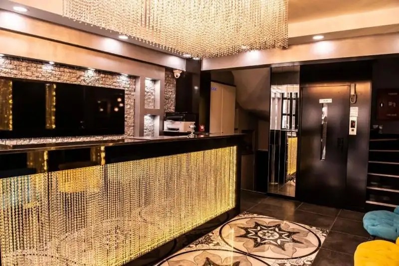 KARAMANS SIRKECI SUITES HOTEL