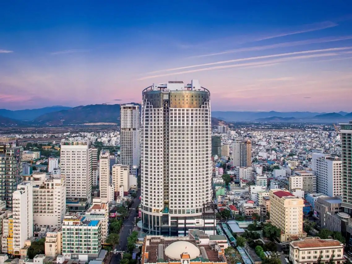 THE EMPYREAN NHA TRANG (EX. EASTIN GRAND)