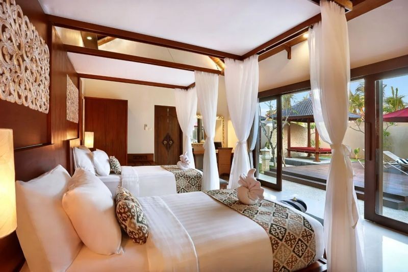 3 bedroom suite villa
