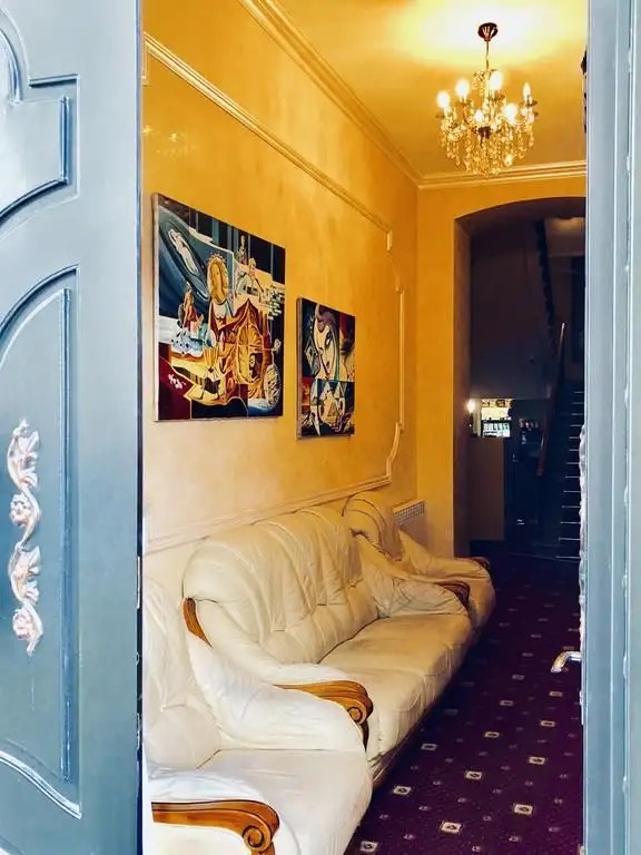 AMADEO HOTEL & APARTMENTS