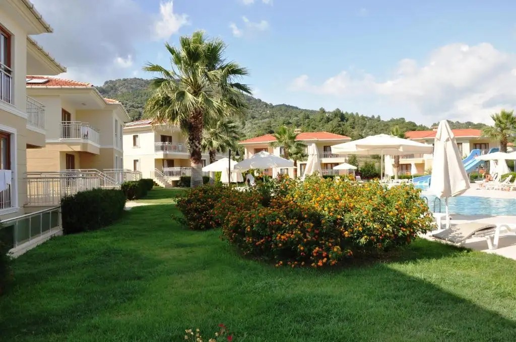 THE ONE CLUB HOTEL (EX. ALINN CLUB HOTEL)