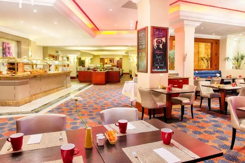 LEONARDO DUSSELDORF CITY CENTER (EX. HOLIDAY INN DUSSELDORF)