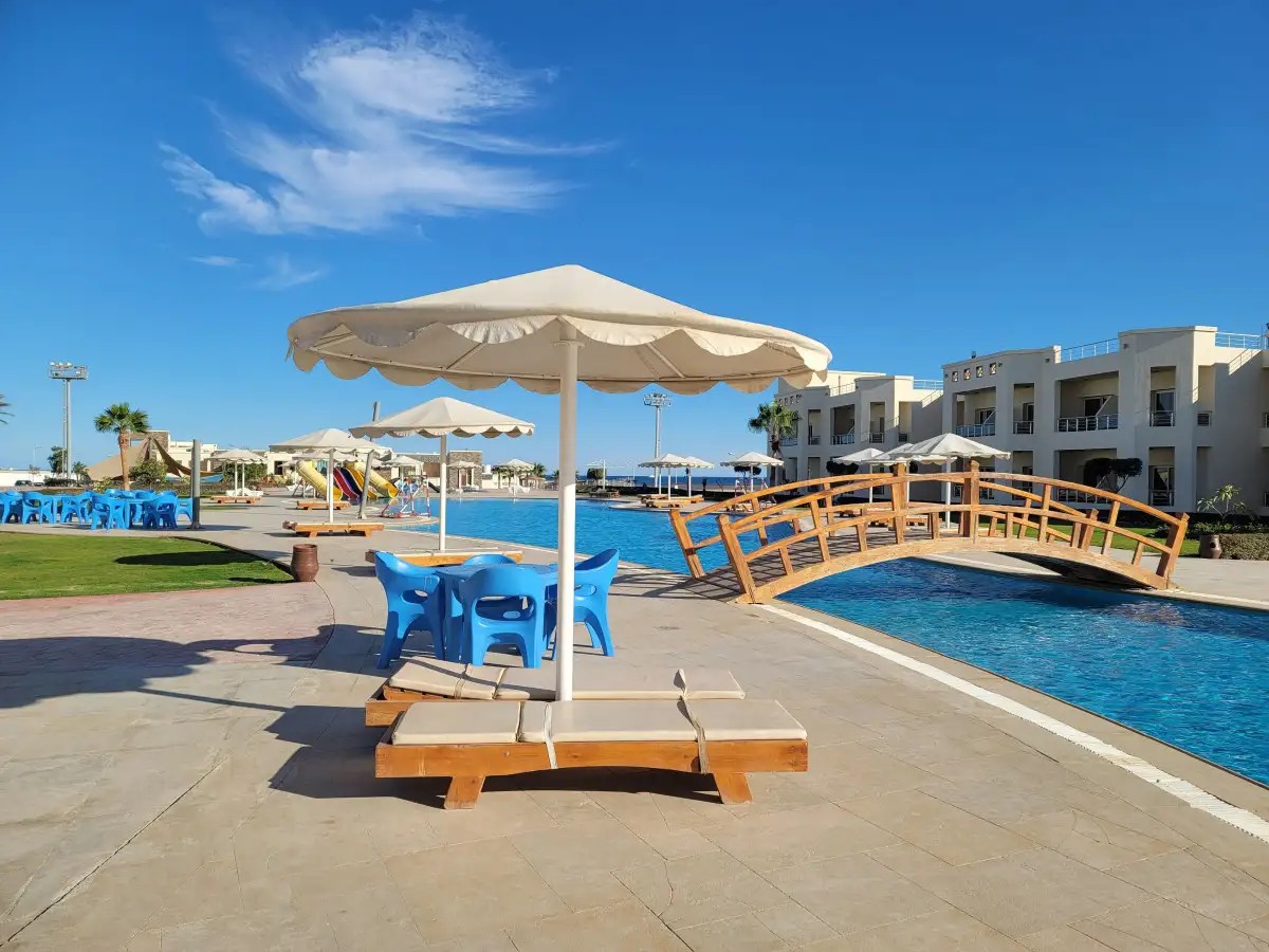 NEW EAGLES AQUA PARK RESORT