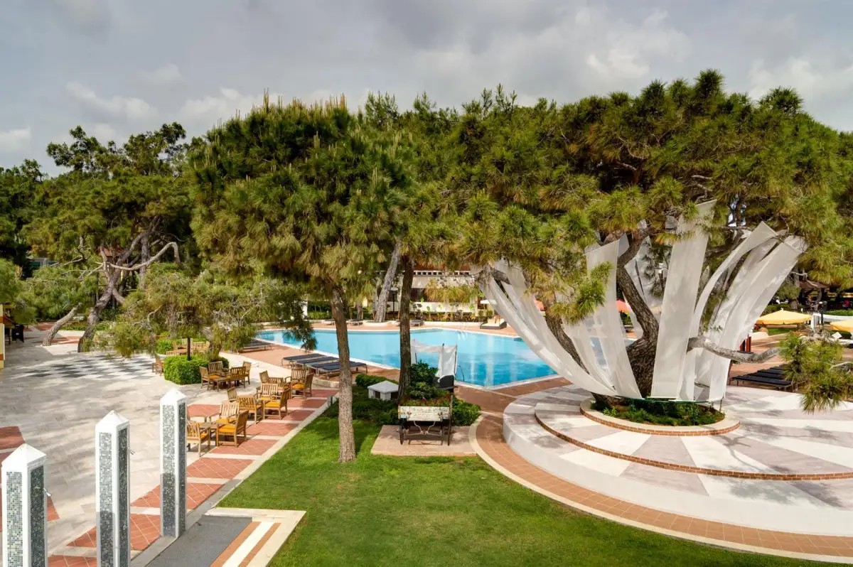 ROBINSON CAMYUVA ADULTS ONLY