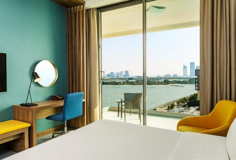aloft partial sea view king 