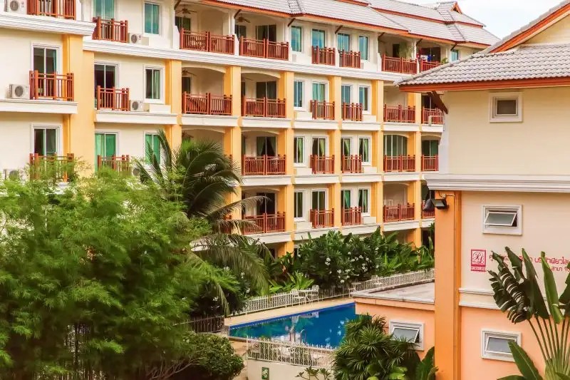 PALM BREEZE RESORT