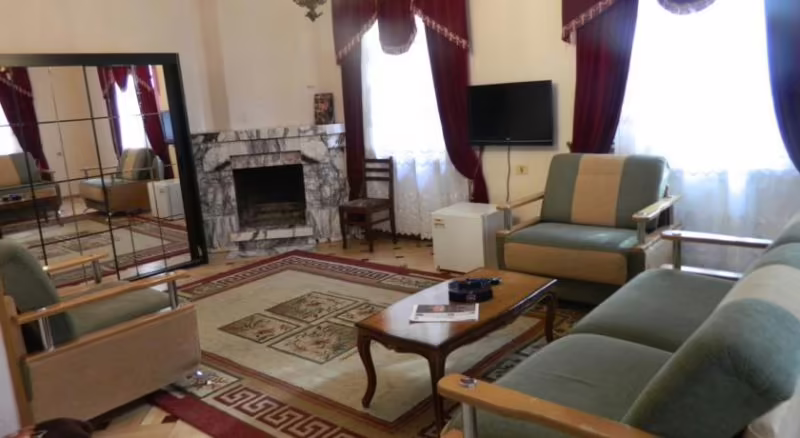 DZVELI UBANI