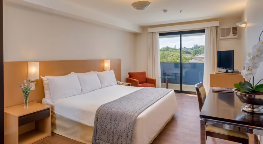 BLUE TREE PREMIUM LONDRINA