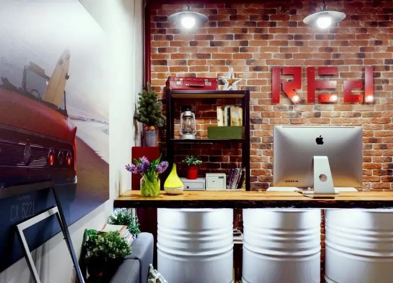R.E.D. HOSTEL (РЕД)