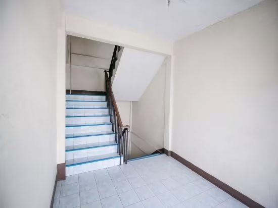 OYO 525 MRT PHETKASEM 48 PLACE