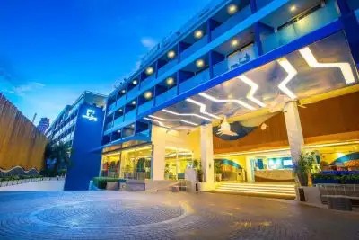 CLOVER HOTEL PATONG (EX. SURF HOTEL PATONG)
