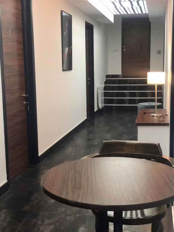 MASHTOTS HOTEL