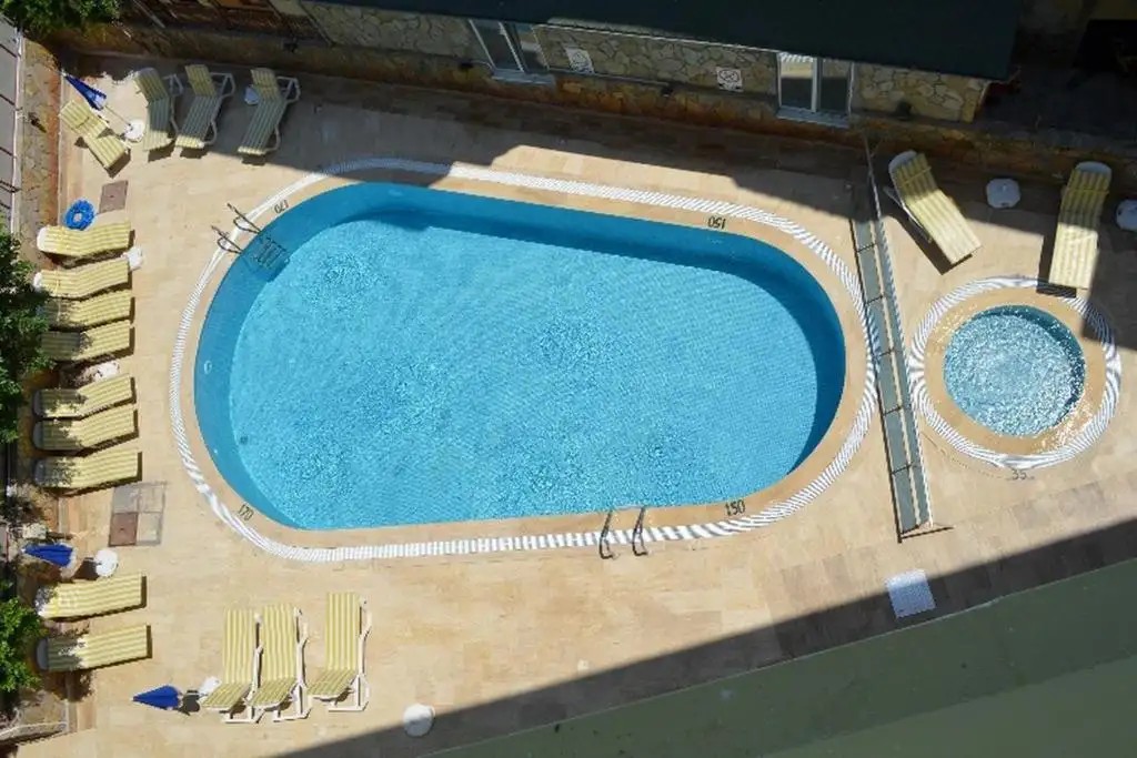 MITOS APARTMENT & HOTEL