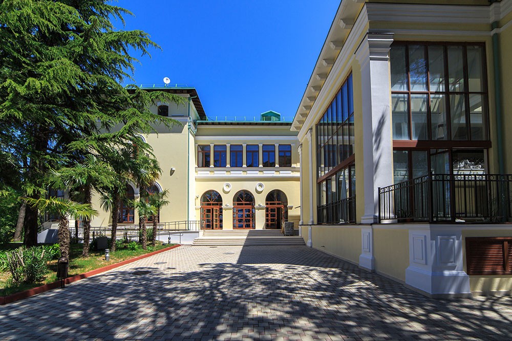 АВАНГАРД (БЫВШ. РУСИЧ)