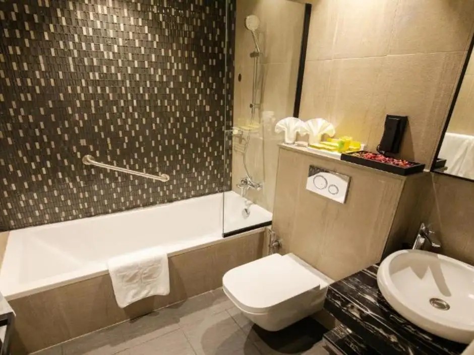 ROSE EXECUTIVE HOTEL DWTC