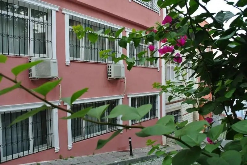 EMIRHAN GUEST HOUSE & SUITES