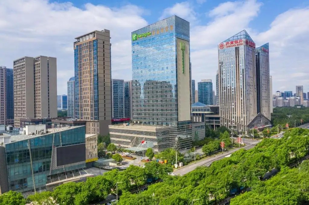 HOLIDAY INN GREENLAND CENTURY CITY