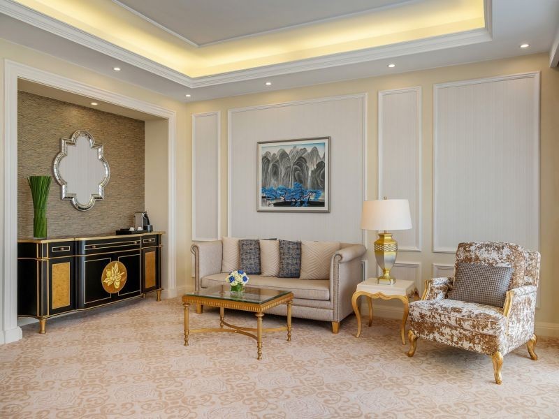 sea view suite with lounge benefits