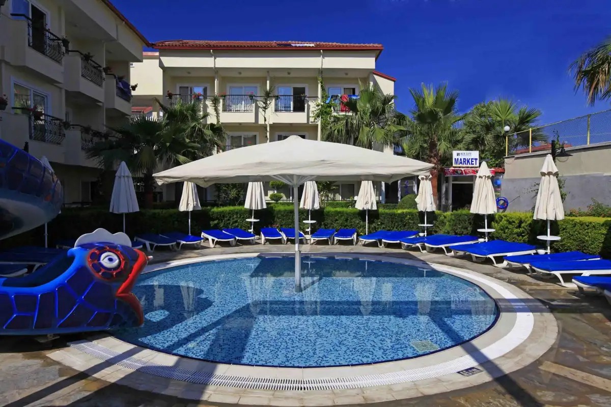 SUN CITY HOTEL & APARTMENTS