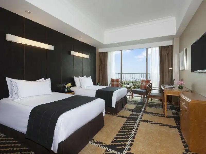 CROWNE PLAZA LAKE MALAREN