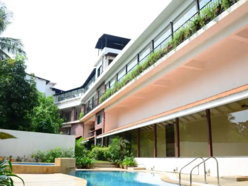 ROSETUM RESORT & SUITES
