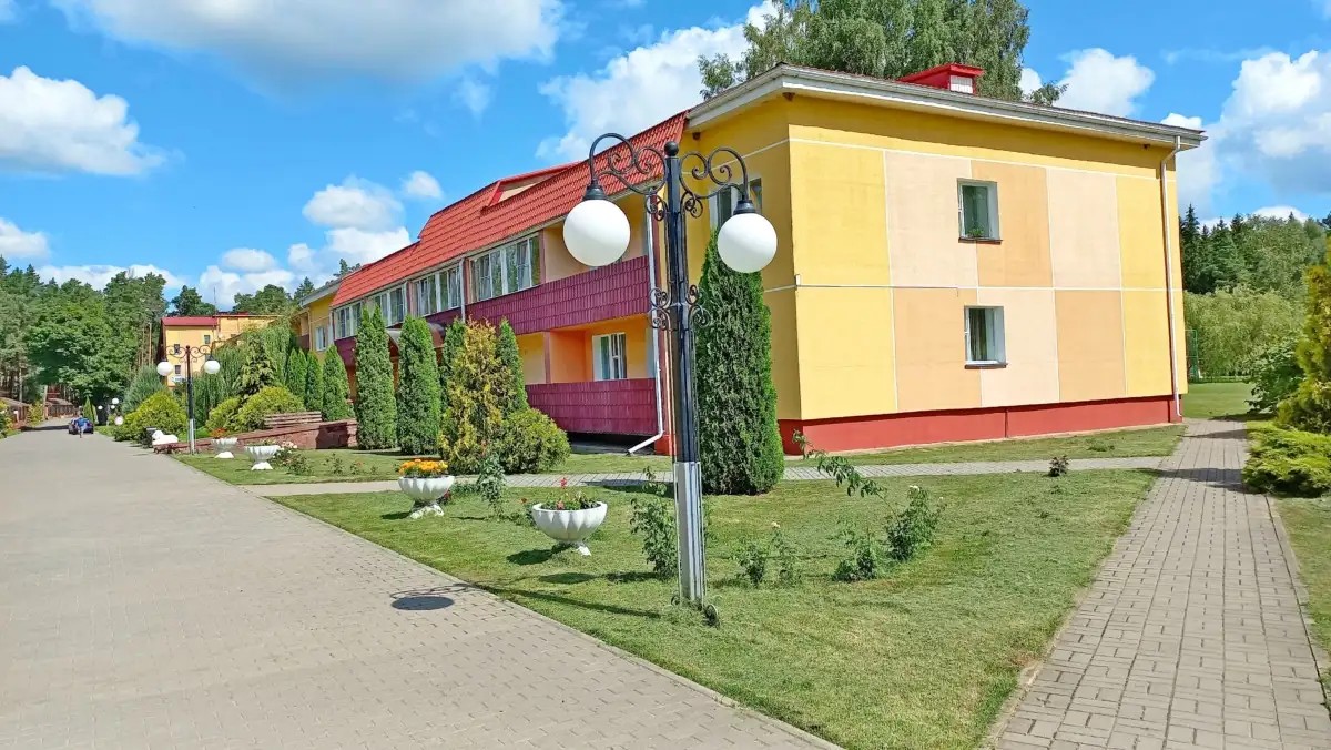 ЛЕСНЫЕ ОЗЕРА